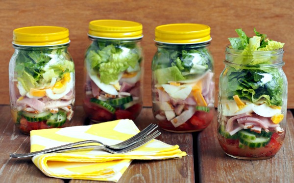 Chef Salad in a Jar - Comfortably Domestic, Recipe