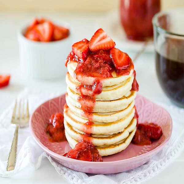 Strawberry Cheesecake Pancakes-landscape - United Dairy Industry of ...